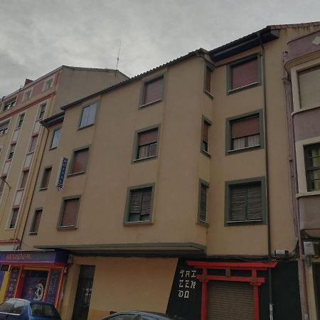 Hostal Castilla Miranda de Ebro Bagian luar foto