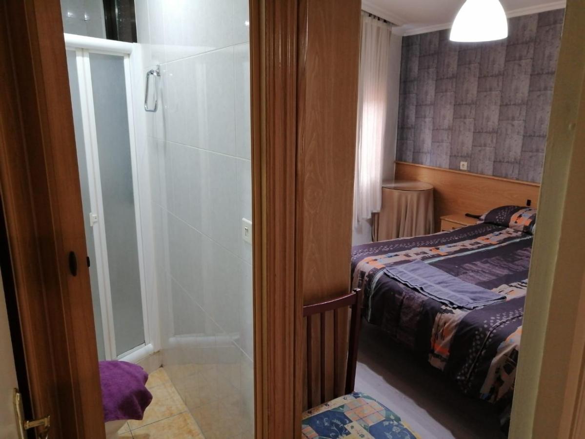 Hostal Castilla Miranda de Ebro Bagian luar foto