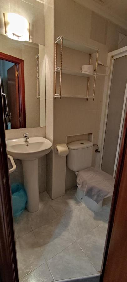 Hostal Castilla Miranda de Ebro Bagian luar foto